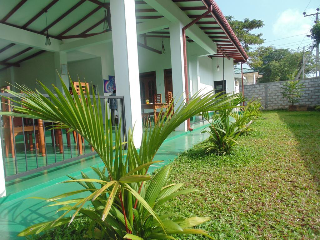 White Eagle Hotel Sigiriya Exterior foto